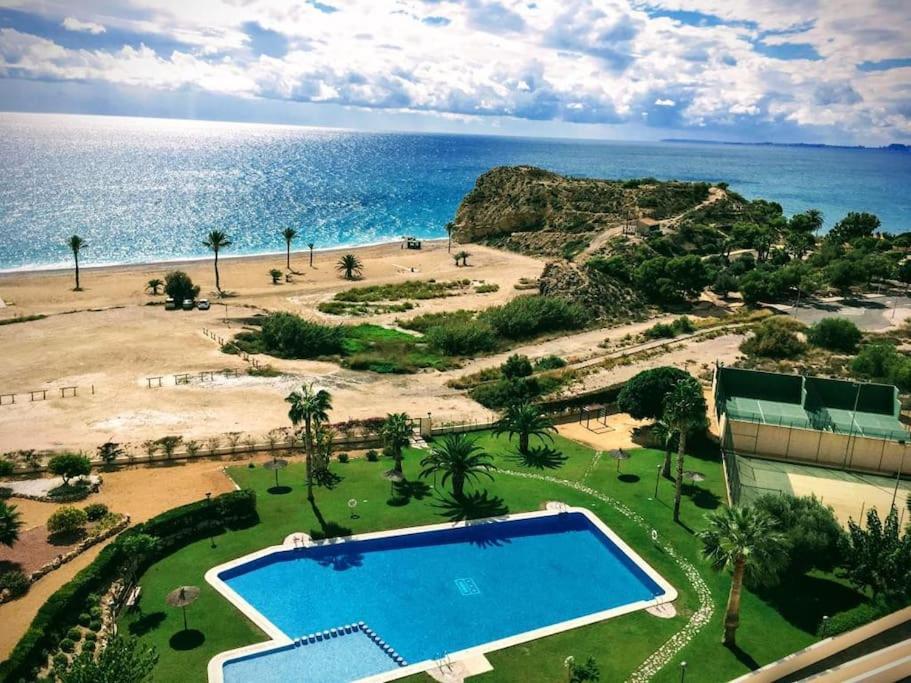 Top-Floor Beachfront Apartment With Parking, Pool, & Spacious Sea-View Balcony Villajoyosa Eksteriør bilde
