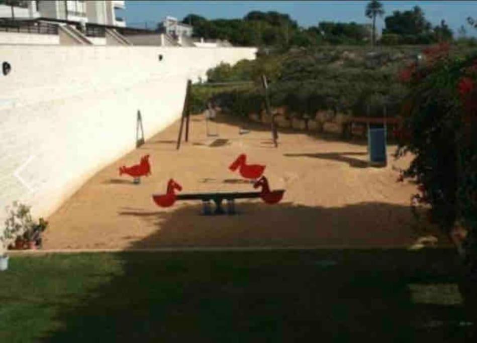 Top-Floor Beachfront Apartment With Parking, Pool, & Spacious Sea-View Balcony Villajoyosa Eksteriør bilde